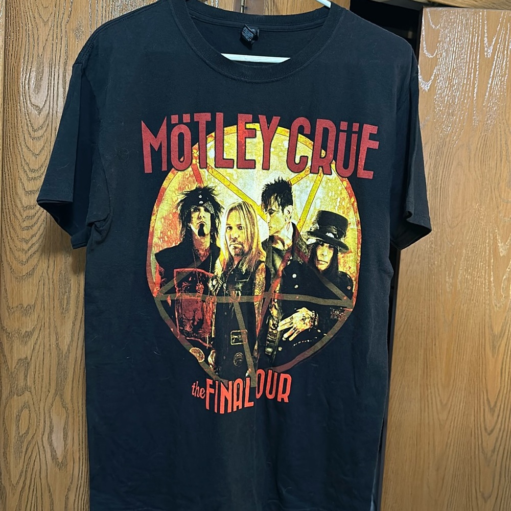Motley Crue The Final Tour Shirt
